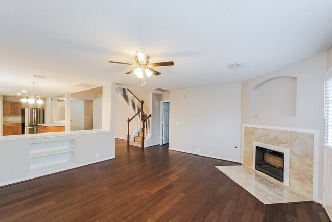 Building Photo - 17506 Hoover Gardens Dr