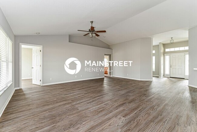 Building Photo - 4 Bedroom Pet-Friendly Home in Cape Coral, FL with Main Street Renewal