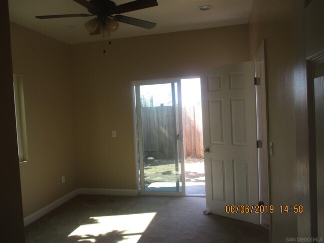 Building Photo - 5448 Mary Ln Dr