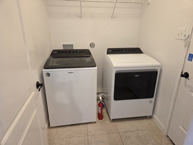 Building Photo - Denton, Texas