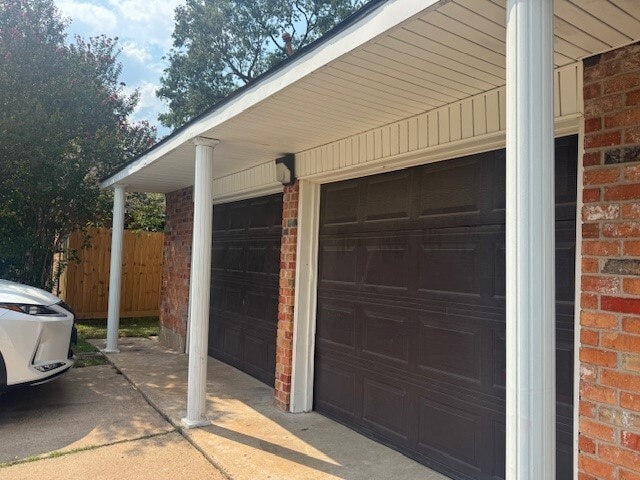 Building Photo - 2318 Lemonwood Ln