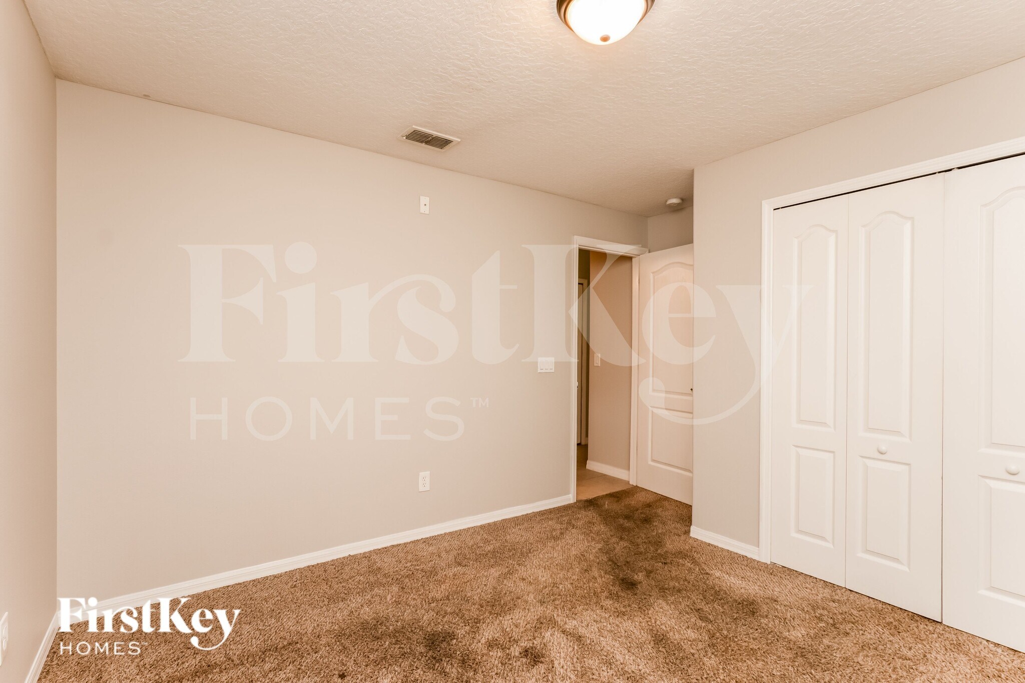 Building Photo - 1521 Clapton Dr