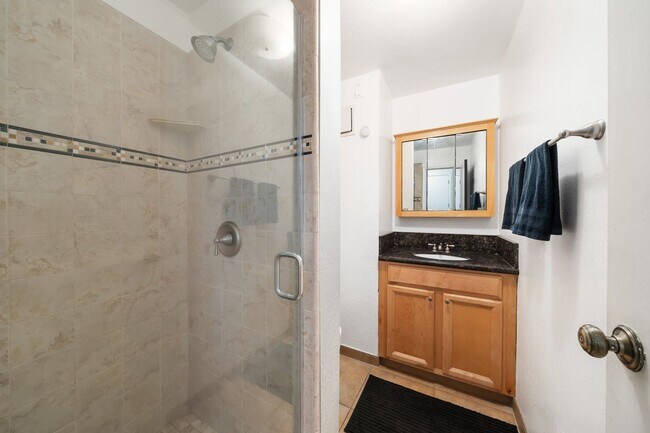 Building Photo - 2383 Florence Ave