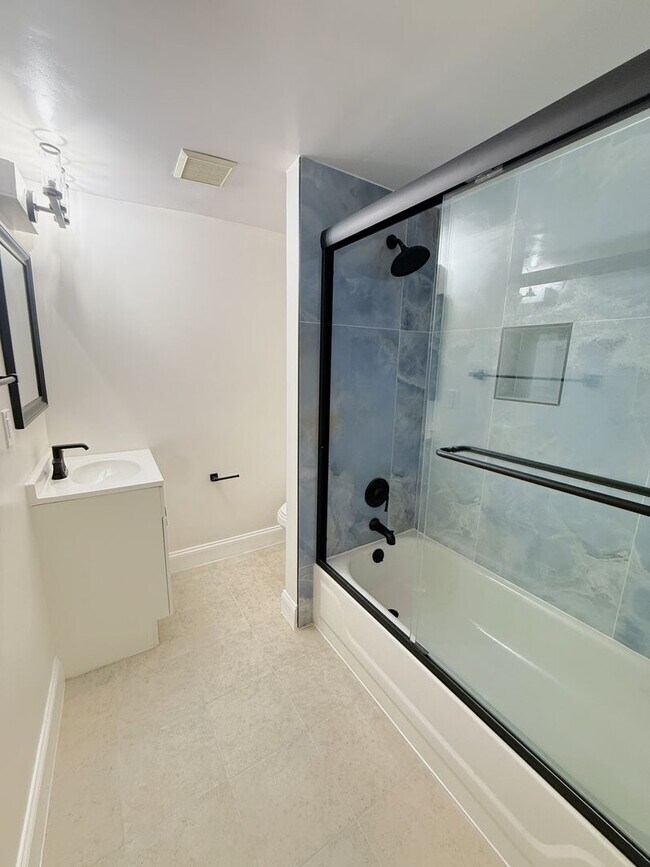 Building Photo - 3613 13th St NW