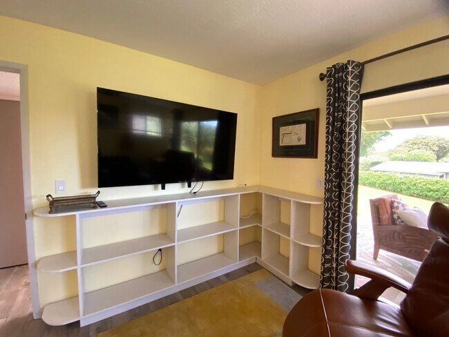 Building Photo - 65-1205-1205 Hokuula Rd