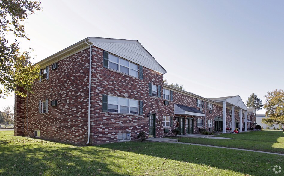 Cooperstown Apartment Edgewater Park, NJ Apartment Finder