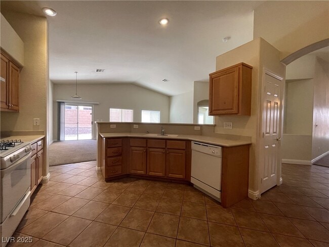 Building Photo - 6224 Dara St
