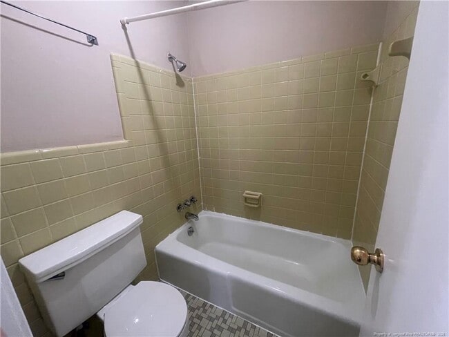 Building Photo - 4953 Fieldcrest Dr