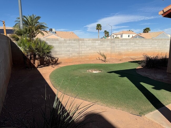 Building Photo - 216 Red Cloud Terrace