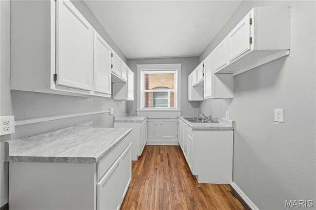 Building Photo - 4643 Evans Ave