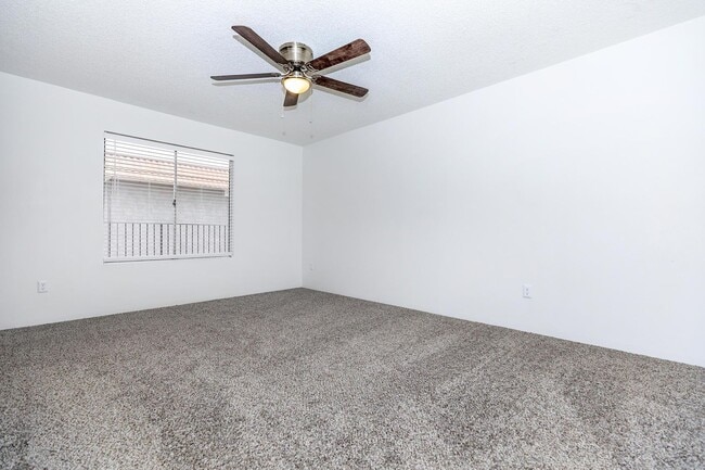 Interior Photo - Palisade Park Aparments