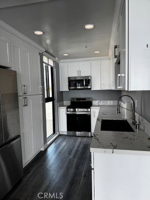 Building Photo - 6117 E Seaside Walk
