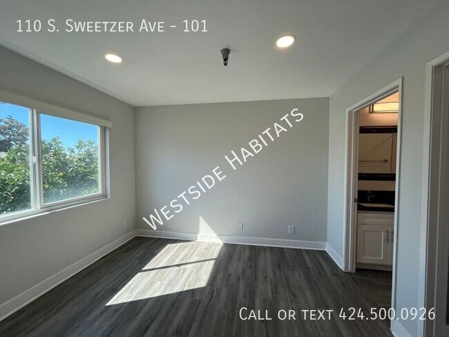 Building Photo - 110 Sweetzer Ave