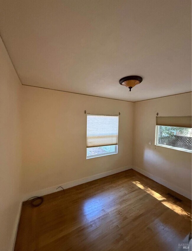 Building Photo - 17 Romine Way