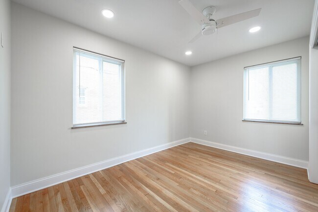 Building Photo - 1600 Elmwood Ave
