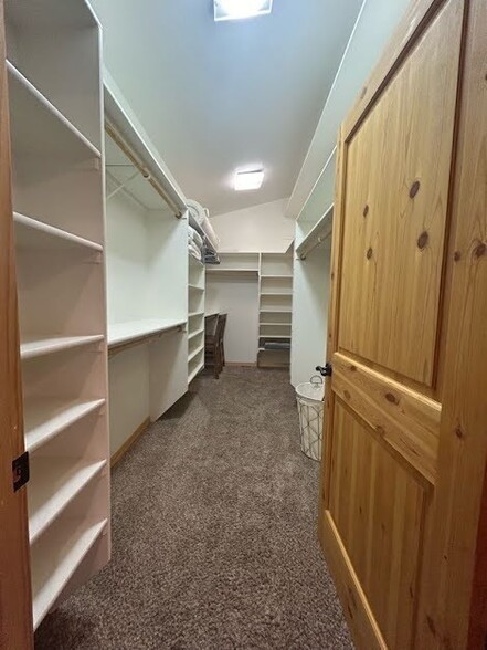 Building Photo - 5092 Mountain Gate Cir