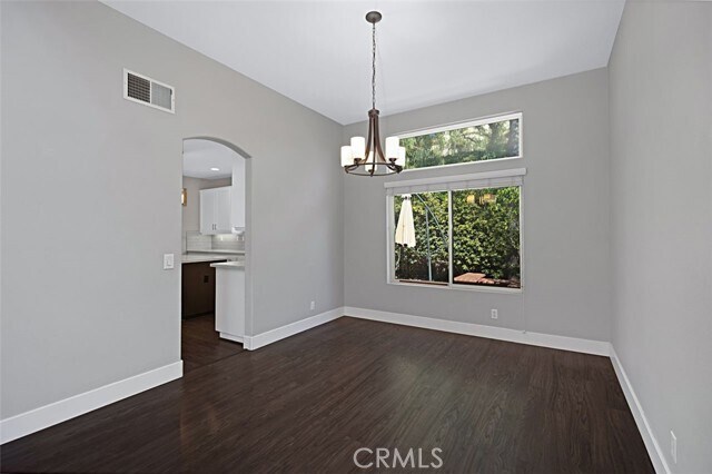 Building Photo - 28 Lawnridge