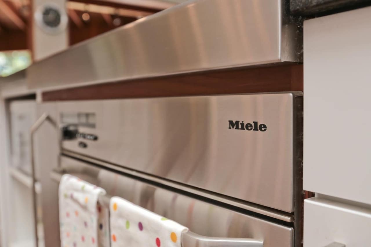 Building Photo - 3534 Oak Knoll Dr