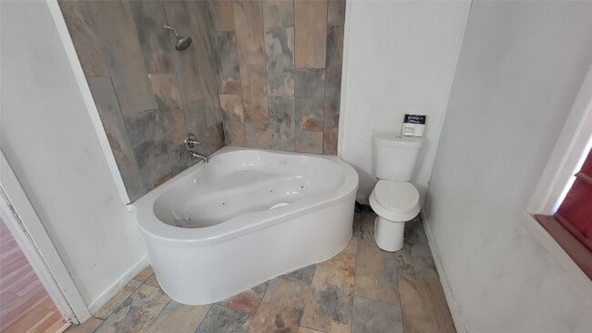 Building Photo - 2960 Call St