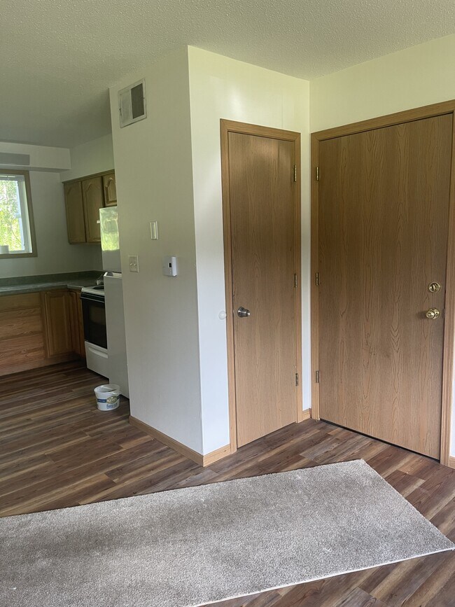 Building Photo - 4448 Gull Lake Dam Rd