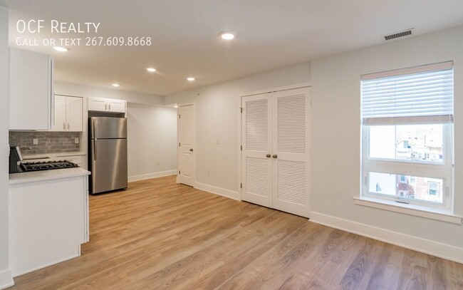 Building Photo - Modern Brewerytown Two Bedroom / One Bathr...