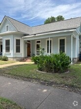 Building Photo - 1006 Willow St