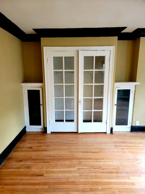 Building Photo - 10919 S Vernon Ave