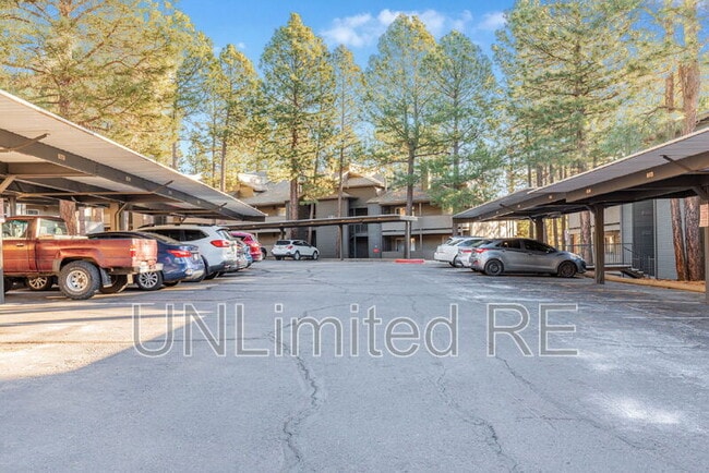 Building Photo - 1385 W University Ave