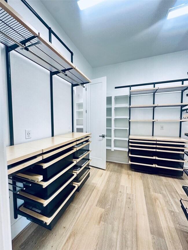 Building Photo - 6 Gentle Branch Pl