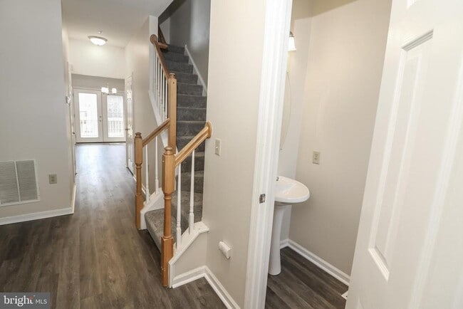Building Photo - 2506 Weston Ct