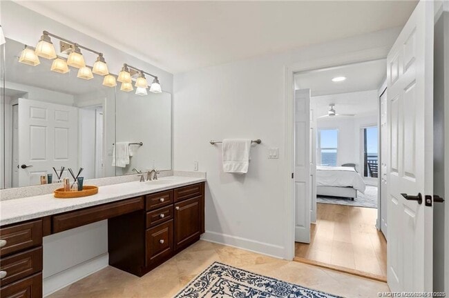 Building Photo - 3702 N Hwy A1A