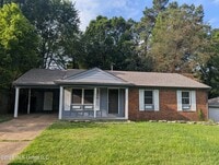 Building Photo - 1319 Stateline Rd W