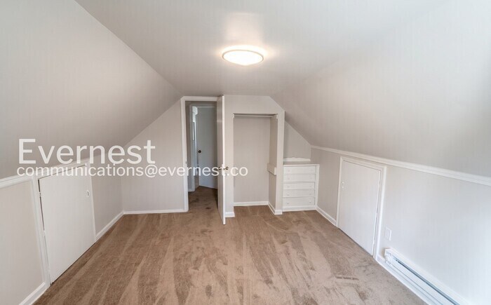 Building Photo - 1254 Elmwood Rd