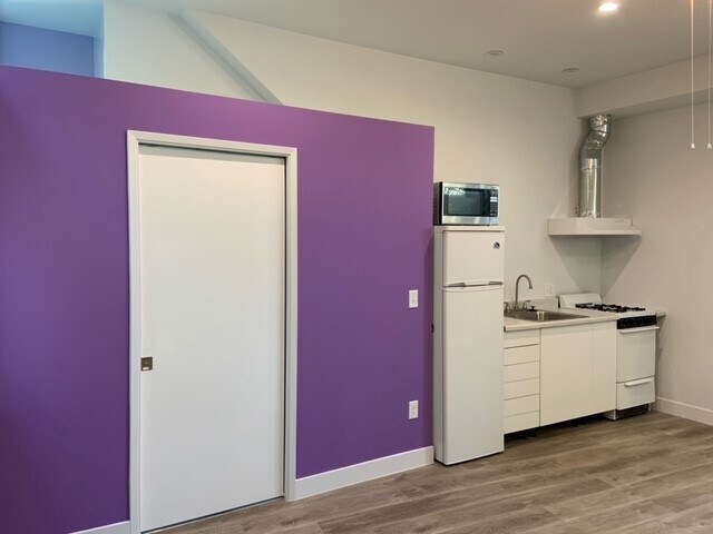 Building Photo - 2055 Barnett Way