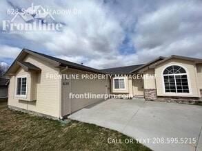 Building Photo - 628 Stony Meadow Dr