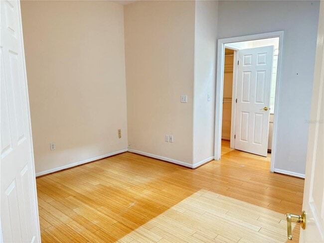 Building Photo - 2338 Tami Sola St