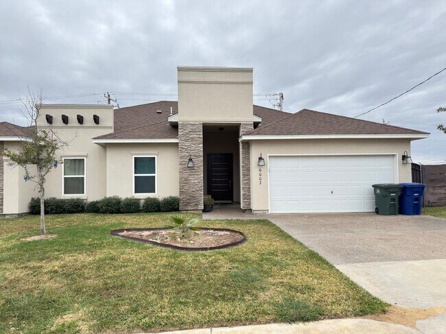 Building Photo - 6002 Amir Dr