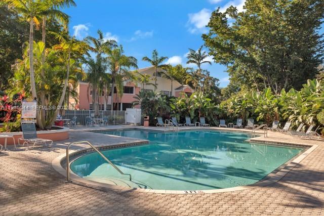 Building Photo - 1365 Crystal Way