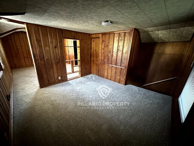 Building Photo - 2-Bedroom Home With 2 car Garage, in Webster, IN, Available NOW!