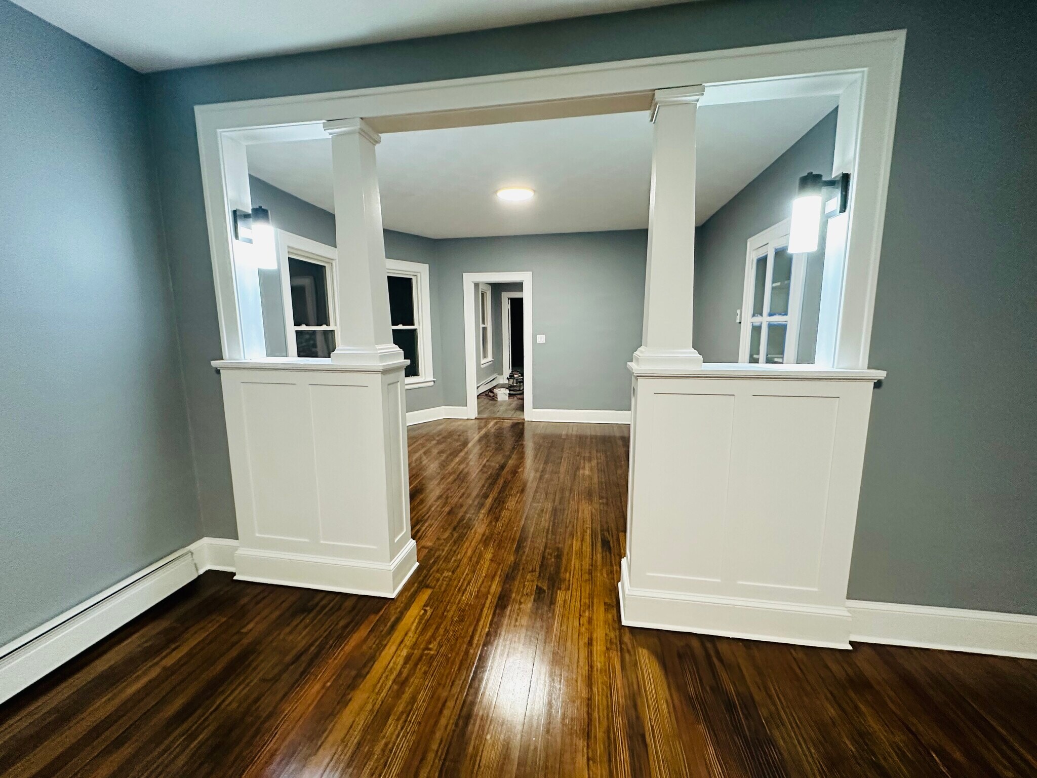 Building Photo - 258 Burritt St