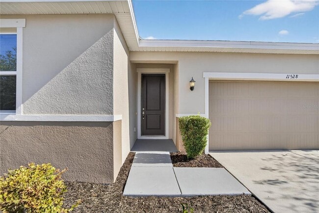 Building Photo - 11528 Southern Creek Dr