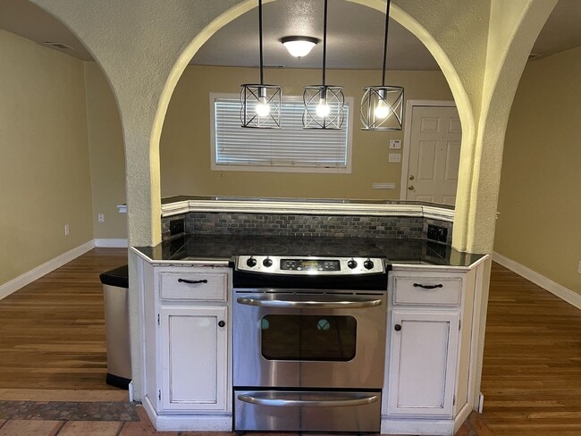 Building Photo - Pre Leasing for Fall 2026! 3/2 in Tech Terrace!