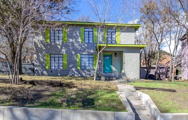 Primary Photo - 3904 Maplewood Ave