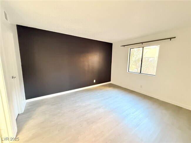 Building Photo - 601 Cabrillo Cir