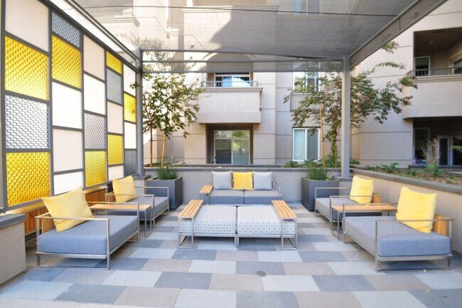 Building Photo - 9065 Sydney Ct