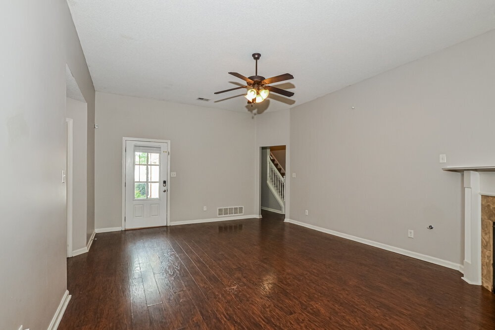 Building Photo - 4313 Genevieve Dr