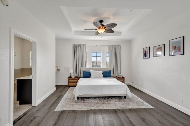 Building Photo - 228 SW 6th Ct