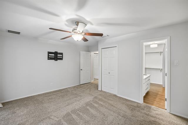 Building Photo - 2908 Clear Springs Dr