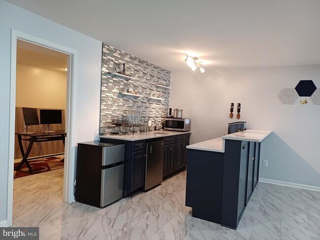 Building Photo - 25501 Emerson Oaks Dr