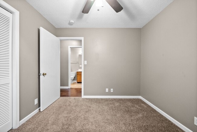 Building Photo - 735 Cayce Dr